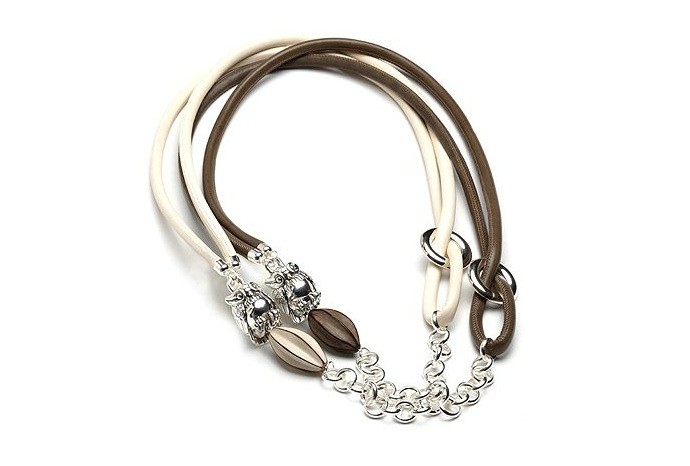 Ketten aus Leder mit silberner Eule